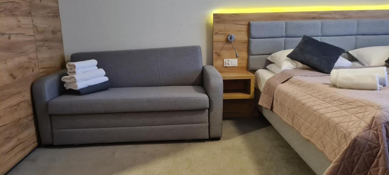 Apartment Czarna Gora 113 *